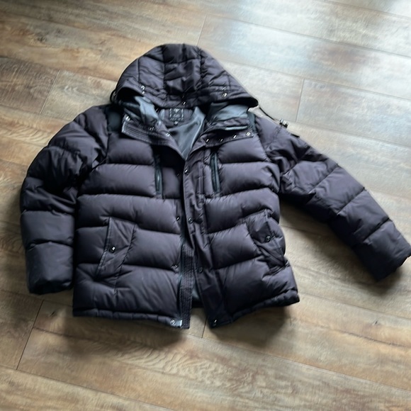 Gently used Guess extra large bubble coat - Picture 1 of 4